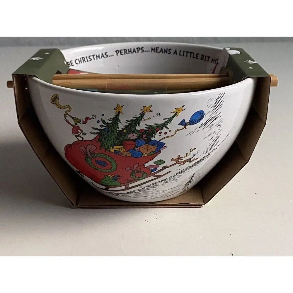 Dr Seuss The Grinch and Max Christmas RAMEN Noodle BOWL With Wood Chopsticks NEW